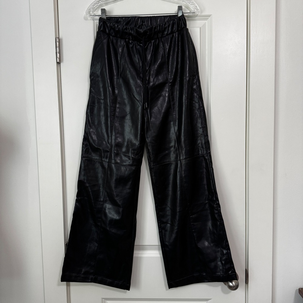 NEW Evereve XS Black Jordan Faux Leather Wide Leg Ankle Pants Minimalist Capsule